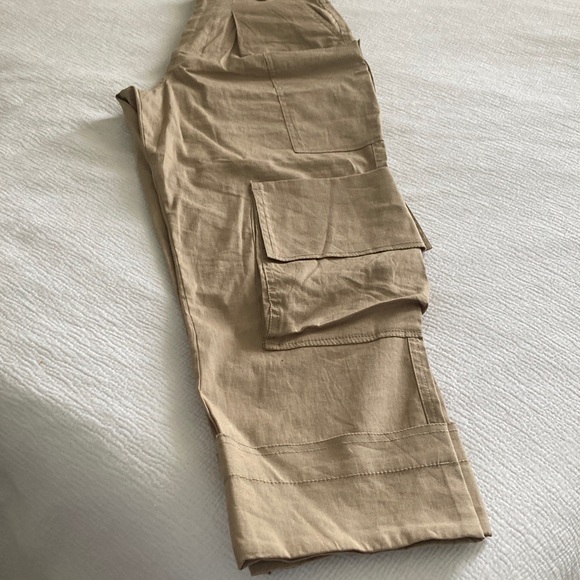 Women - Picture 2 of 5